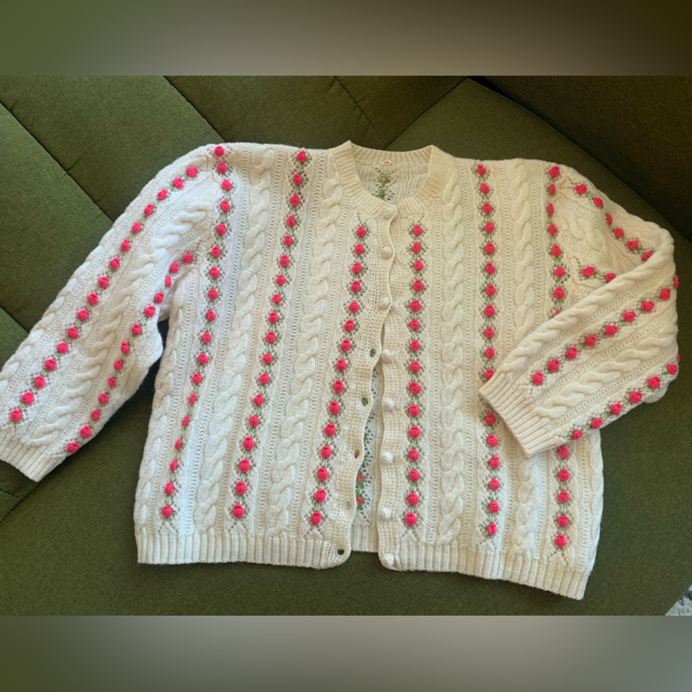 Moving Sale: Vintage Wool Roses Embroidery Cable Knit Cardigan